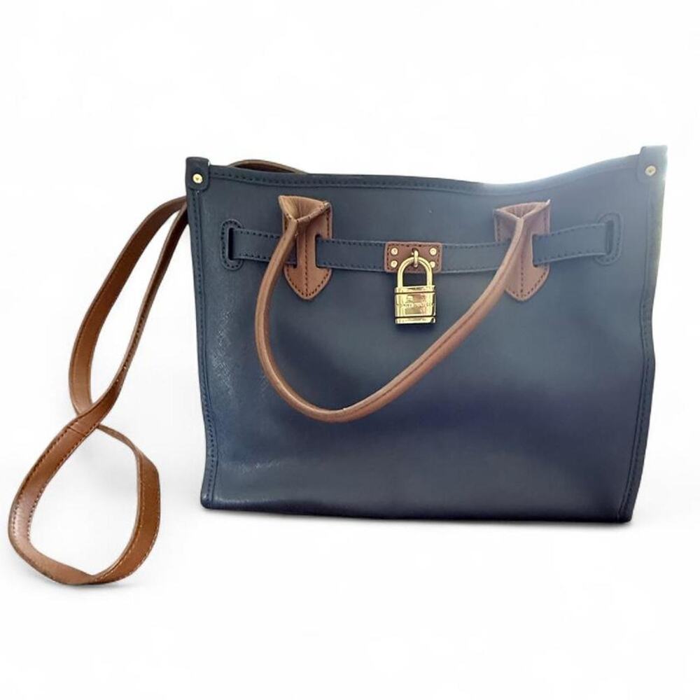 Tommy hilfiger navy blue and